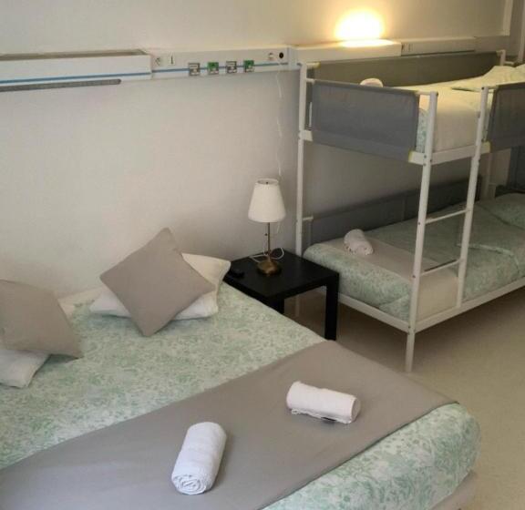 Семейный Номер, Hôtel Labat