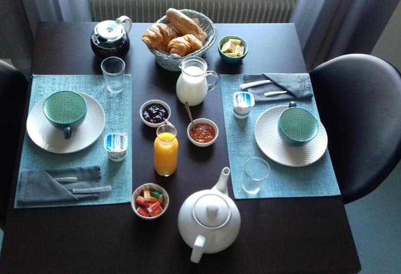 Номер Economy, Hôtel Labat