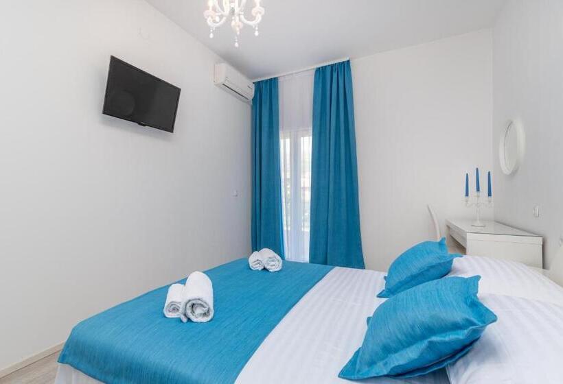 חדר דלוקס עם מרפסת, Villa Lux