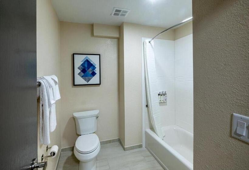 استودیوی استاندارد, Candlewood Suites Wichita Northwest, An Ihg