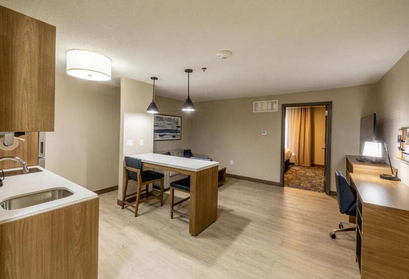 سوئیت با تخت بزرگ, Candlewood Suites Wichita Northwest, An Ihg