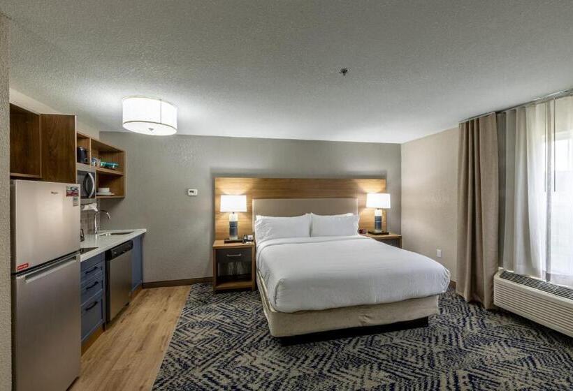 استودیو استاندارد با تخت کینگ, Candlewood Suites Wichita Northwest, An Ihg