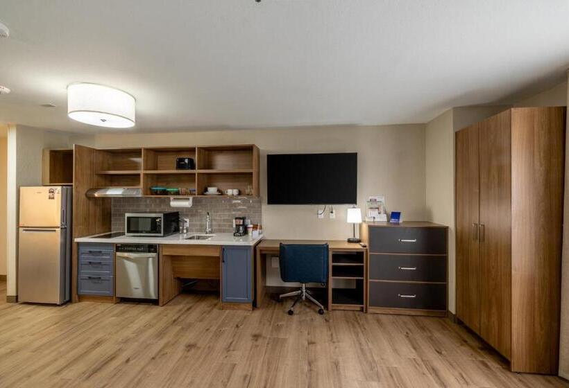 استودیوی استاندارد با تخت دو نفره بزرگ, Candlewood Suites Wichita Northwest, An Ihg
