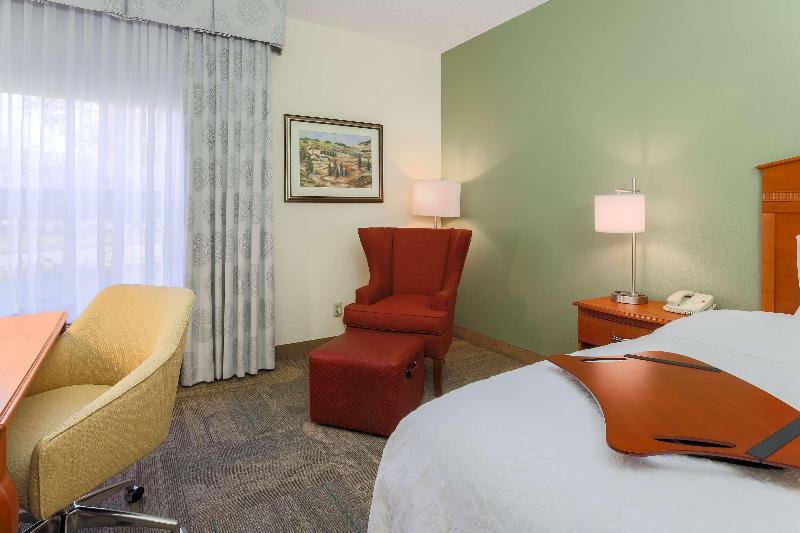 اتاق استاندارد با تخت بزرگ, Hampton Inn Lexington Southkeeneland/airport