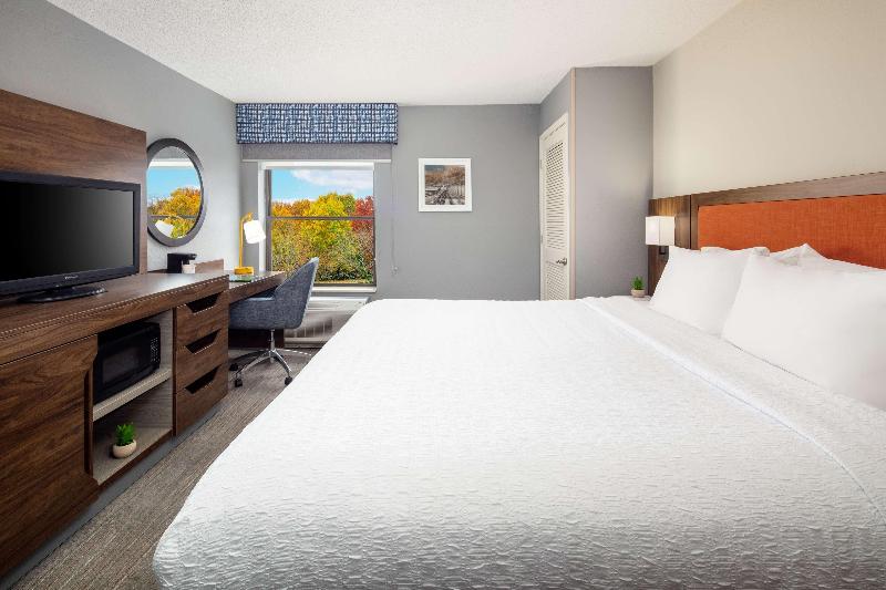 اتاق استاندارد با تخت بزرگ, Hampton Inn Lexington Southkeeneland/airport