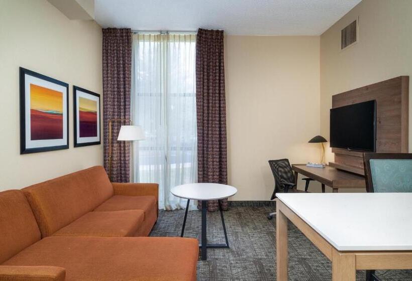 סוויטה מותאמת לאדם עם מוגבלויות, Staybridge Suites Memphis Poplar Ave East, An Ihg