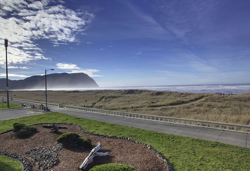 اتاق استاندارد با 2 تخت دوبل, Hi Tide Oceanfront Inn