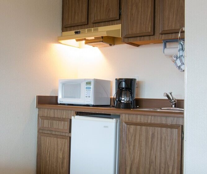 اتاق استاندارد با 2 تخت دوبل, Hi Tide Oceanfront Inn
