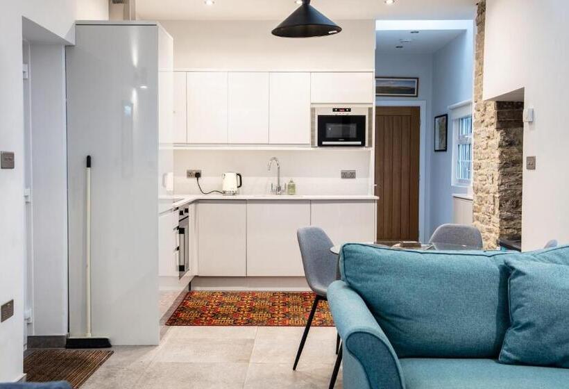Bangalô Standard, Swansea Valley Holiday Cottages