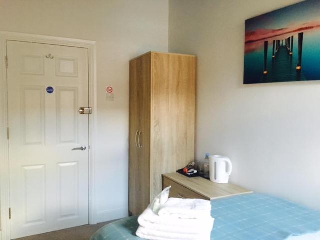 חדר סטנדרט חדר אמבטיה משותף, Townhouse @ Balliol Street Stoke