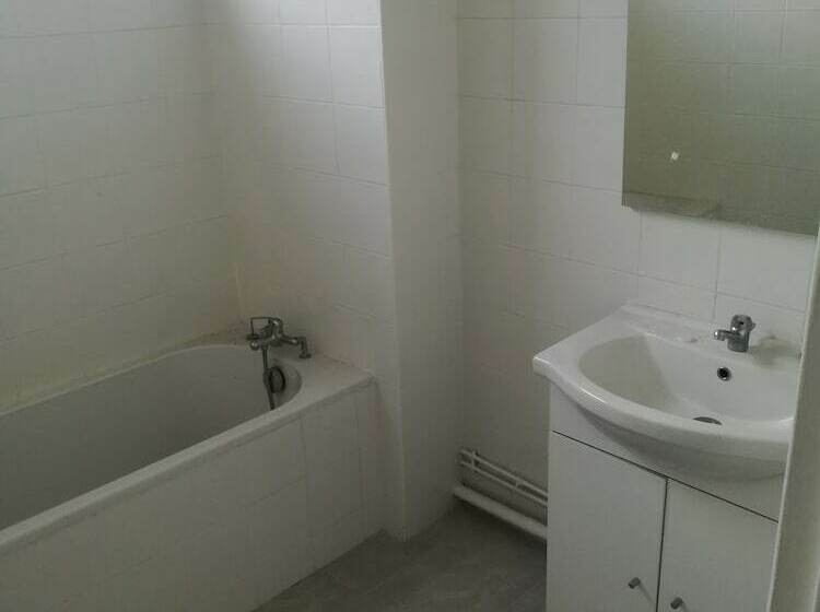 Номер Economy, Guesthouse In Sarcelles Near Paris Center