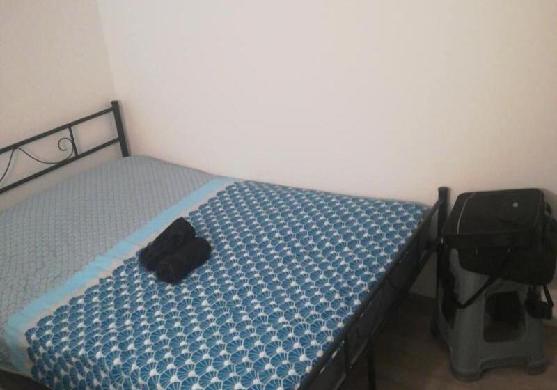 Номер Economy, Guesthouse In Sarcelles Near Paris Center