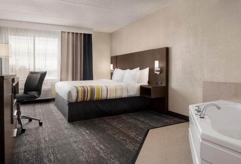 Люкс с гидромассажем, Country Inn & Suites By Radisson Mt. Pleasantracine West Wi