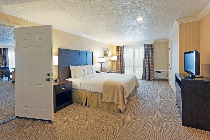 Люкс Кровать Кинг, Holiday Inn & Suites San Mateo   Sfo, An Ihg