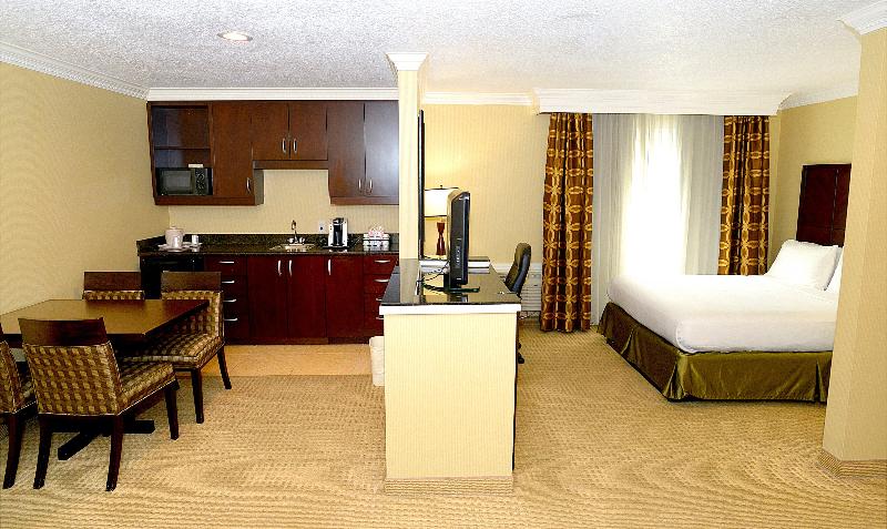 Люкс, Holiday Inn & Suites San Mateo   Sfo, An Ihg