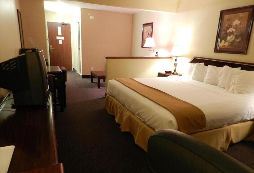 Полулюкс, Luxury Inn & Suites Troy