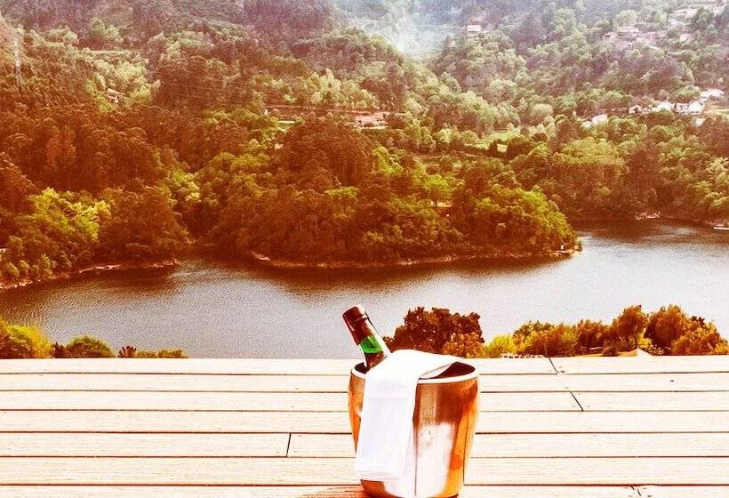 Дом 3 Спальни, Agrinho Suites & Spa Geres