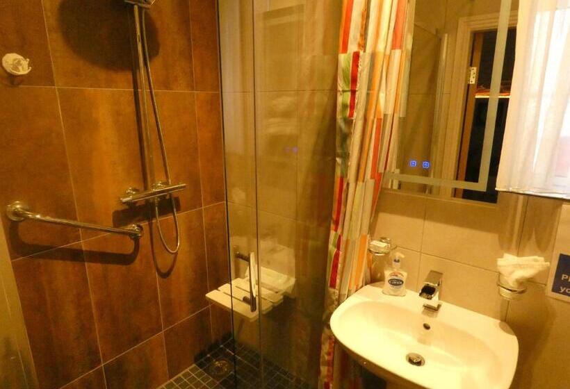 اتاق استاندارد با تخت بزرگ, Bunratty Castle Mews B&b