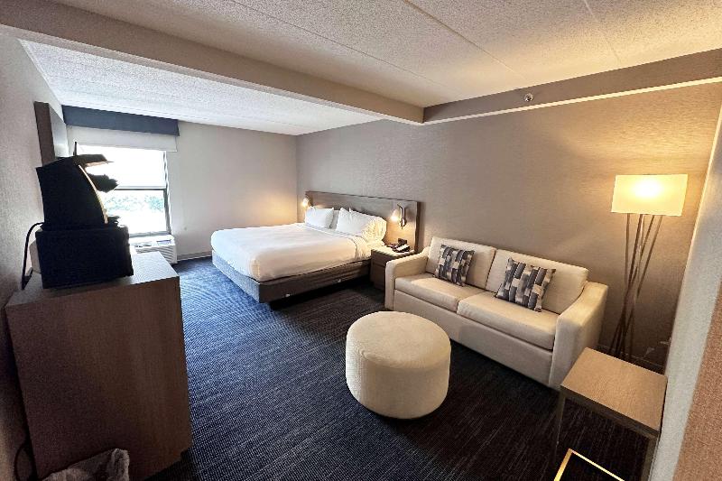 Quarto Estandar Cama King, Wingate By Wyndham Waynesboro