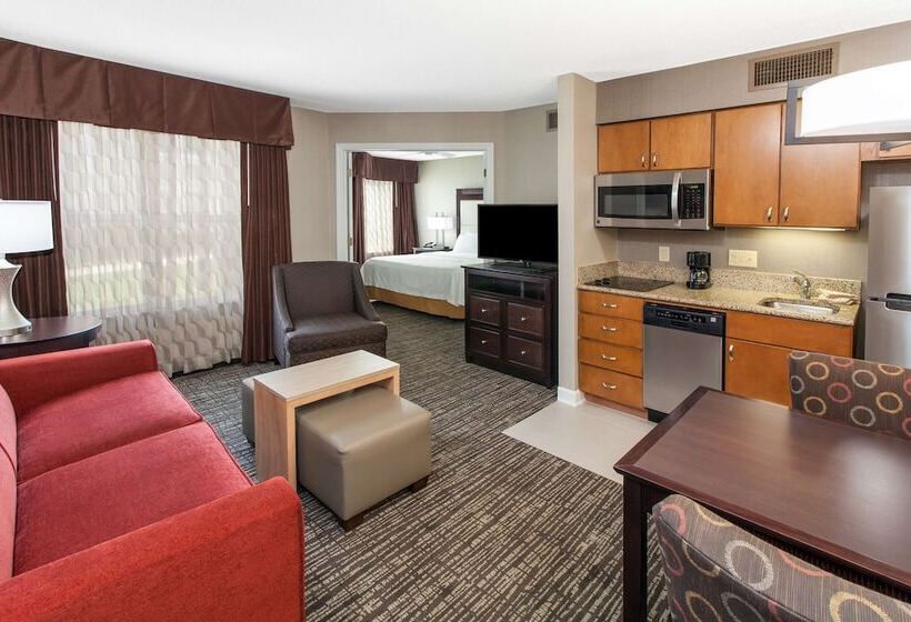 Suite King Bed, Homewood Suites By Hilton Indianapoliskeystone Crossing