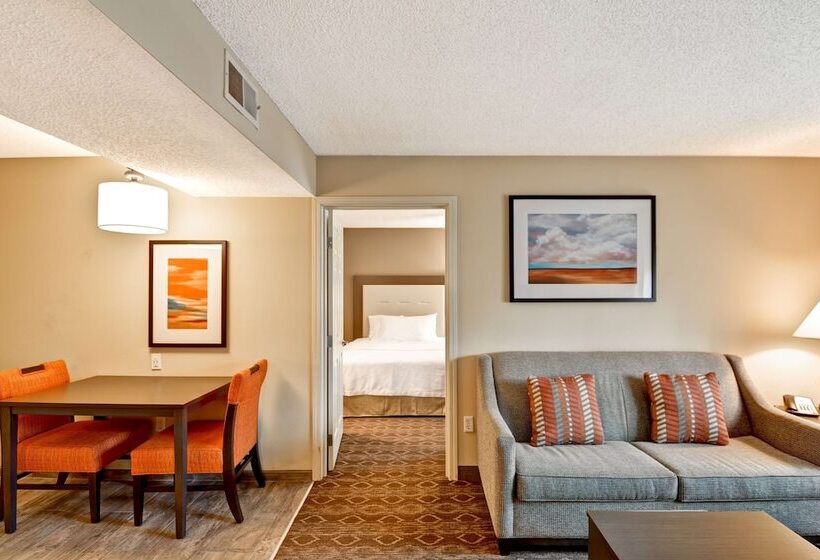 سوییت, Homewood Suites Kansas City/overland Park