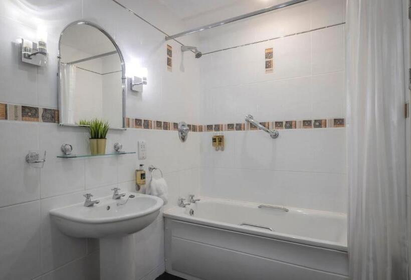 Апартаменты 2 Спальни, The Gleneagle River Apartments