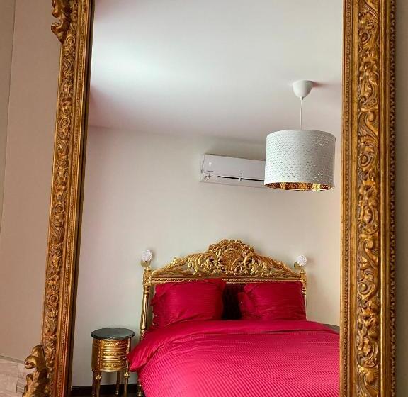 سوییت, Salon Boyer