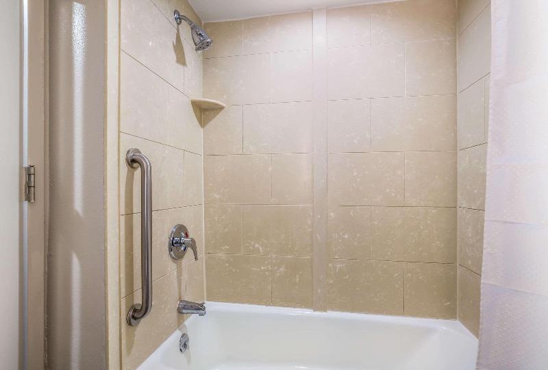 اتاق استاندارد با تخت بزرگ, Country Inn & Suites By Radisson, Virginia Beach Oceanfront , Va