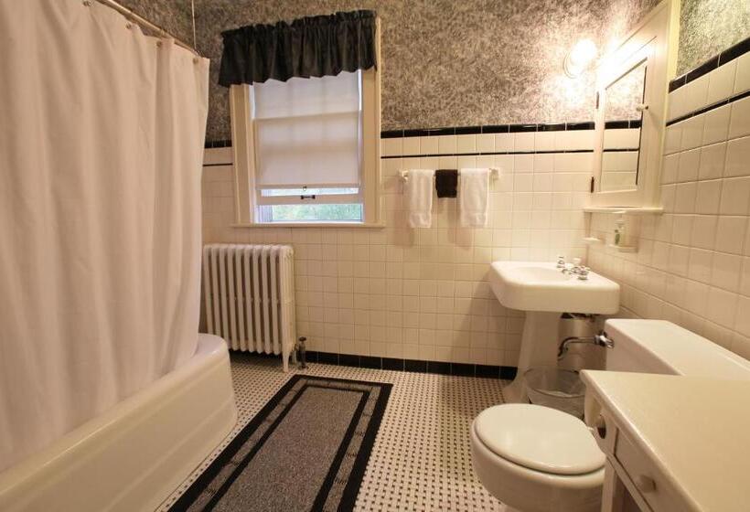 Номер Стандарт, Robins Nest Bed & Breakfast