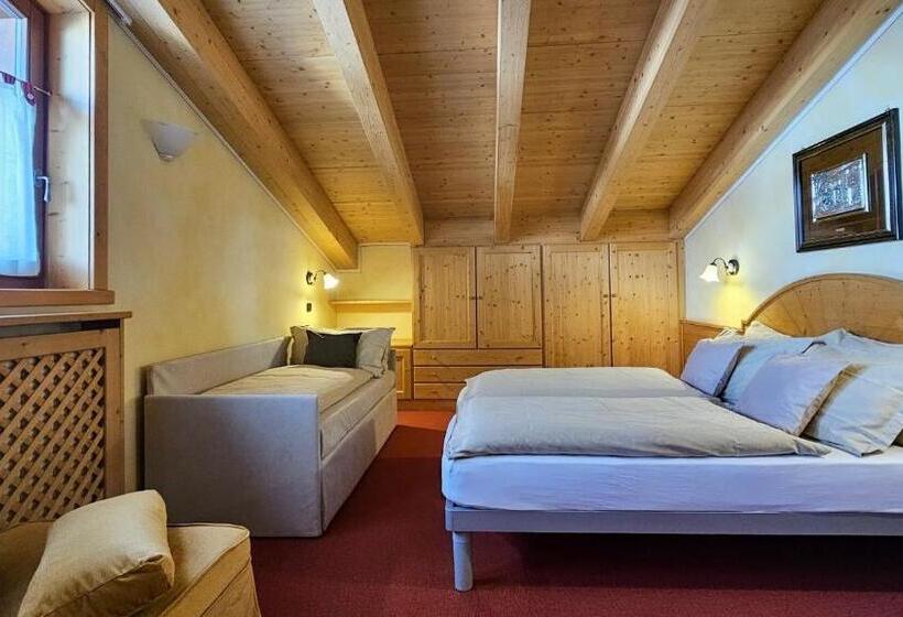 スタンダード４人部屋, Albergo Alpenrose
