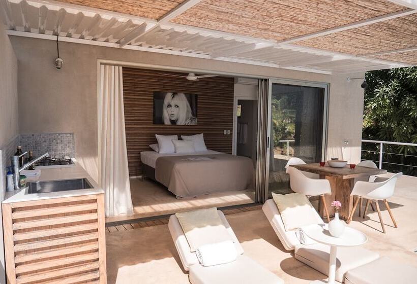 Бунгало Deluxe, Akwa Santa Teresa Ocean View Villas & Rooms