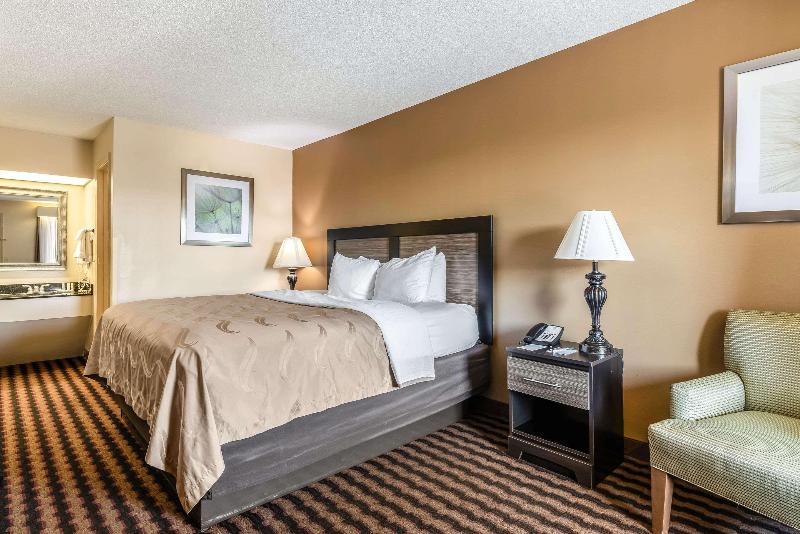 Стандартный Номер Кровать Кинг, Quality Inn Decatur River City