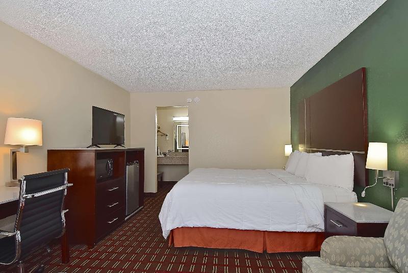 Номер Стандарт, Surestay Hotel By Best Western Sarasota Lido Beach