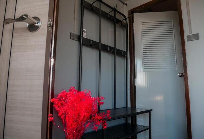 اتاق استاندارد چهار تخته, Varietyd Dayhostel Huahin