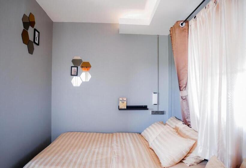 اتاق استاندارد چهار تخته, Varietyd Dayhostel Huahin