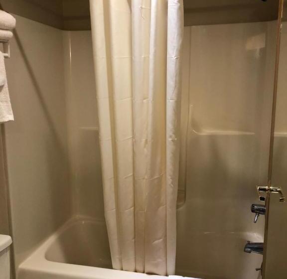 Номер Стандарт 2 Двуспальные Кровати, Econo Lodge