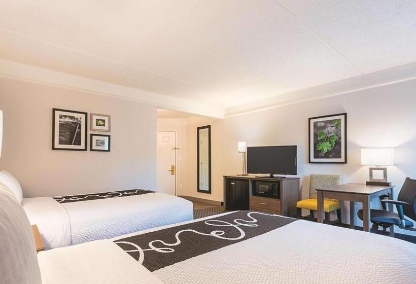 Номер Стандарт 2 Двуспальные Кровати, La Quinta By Wyndham Atlanta Alpharetta