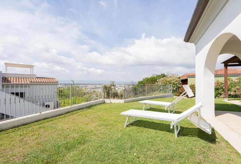 ویلا دلوکس 3 خوابه, Geovillage Green Residence
