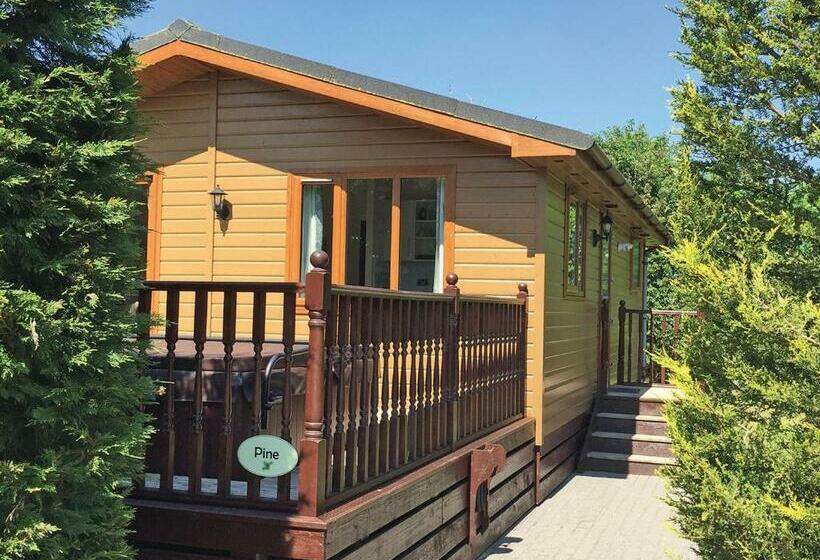 １ベッドルームハウス, Hollybrook Lodges