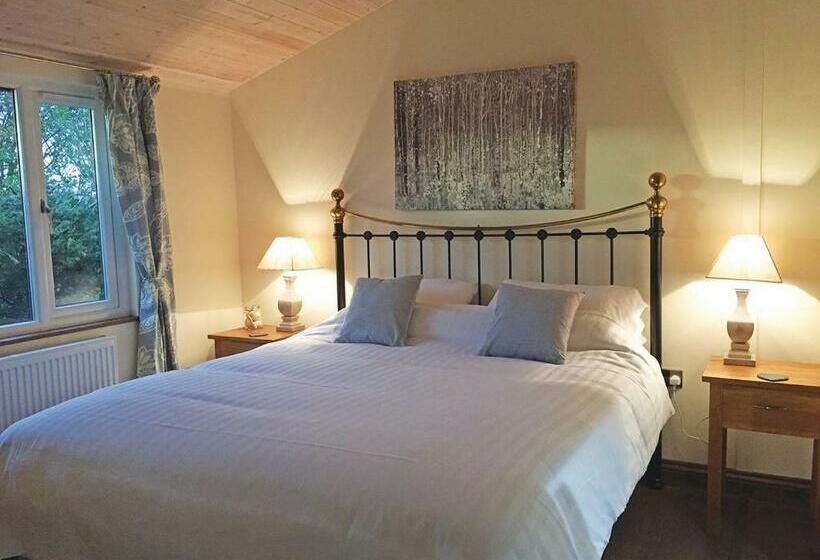 １ベッドルームハウス, Hollybrook Lodges