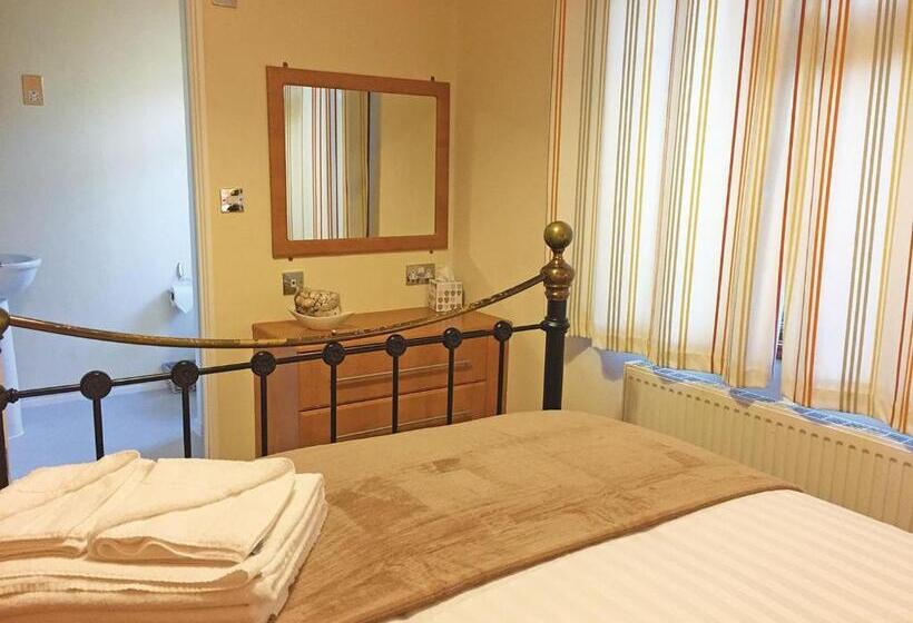 ２ベッドルームハウス, Hollybrook Lodges