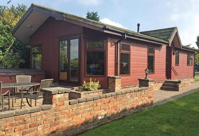 ３ベッドルームハウス, Hollybrook Lodges