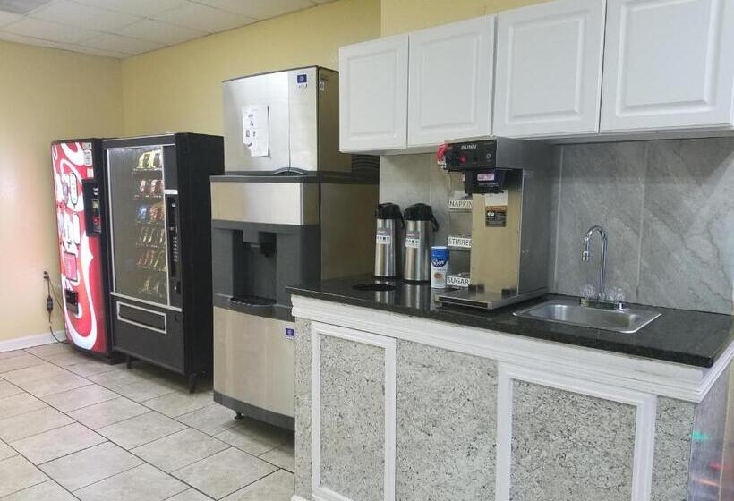 חדר דחוקס עם מיטת קינג, Masters Inn Columbia I 26