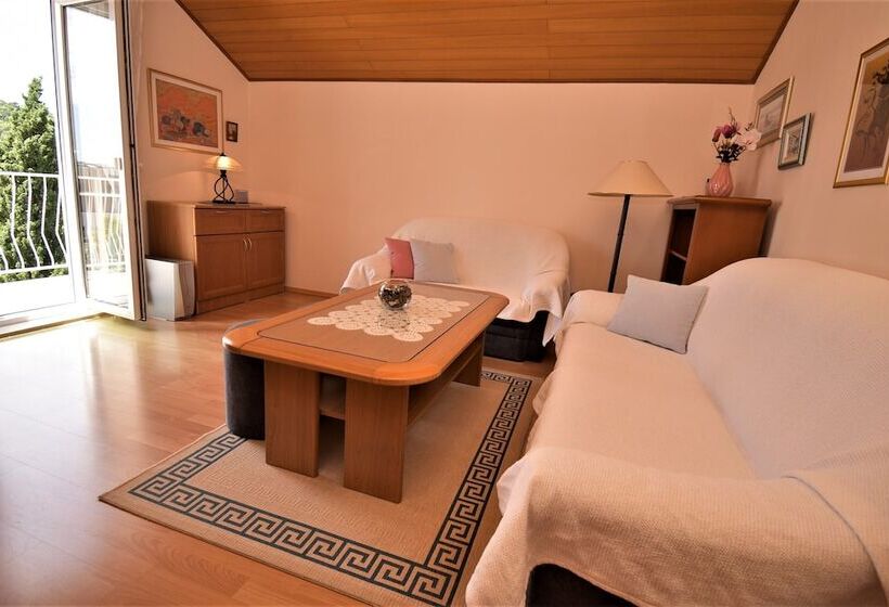 2 Bedroom Apartment Garden View, Guesthouse Kanjuo