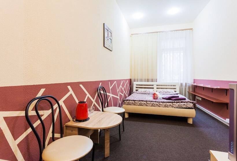 اتاق استاندارد سه نفره, Mini Hotel In The Heart Of Kiev