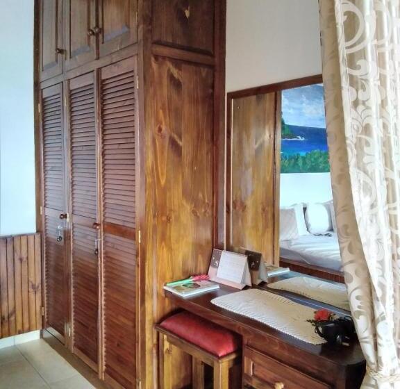 استودیوی استاندارد با چشم‌انداز دریا, Les Elles Guesthouse Self Catering