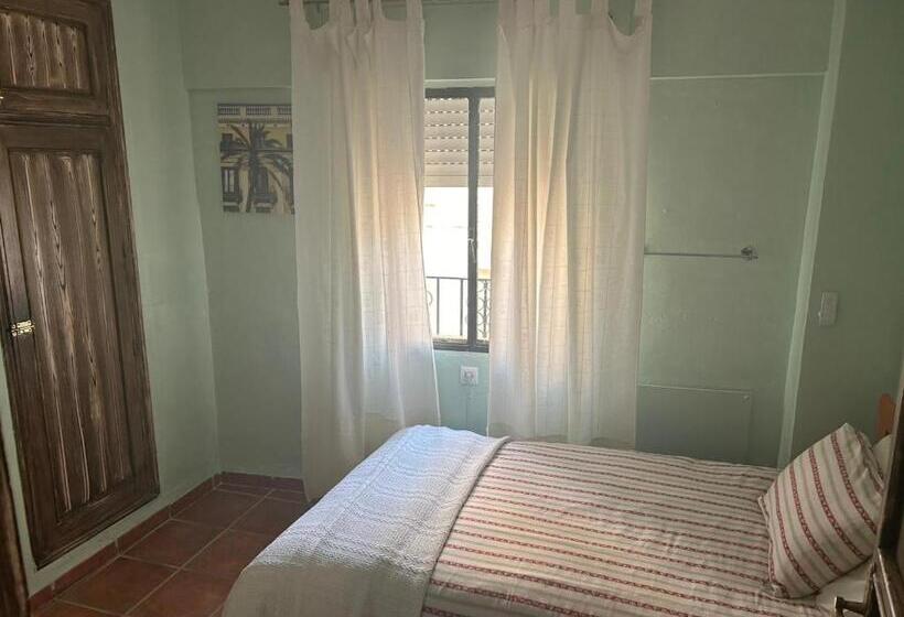 Номер Стандарт Индивидуальный, Hostal R Conecta