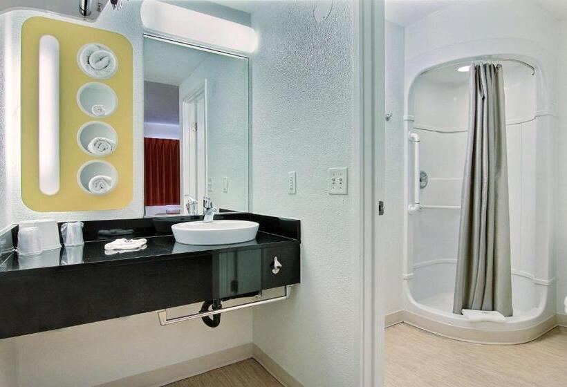 Номер Стандарт Адаптированный для Инвалидов, Motel 6corpus Christi, Tx  East  North Padre Island
