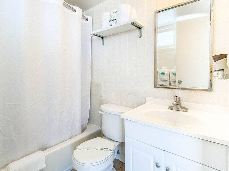 اتاق استاندارد با چشم‌انداز دریا, Ocean Court Beachfront
