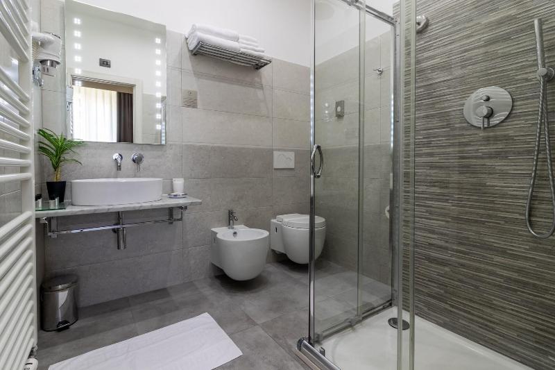 اتاق استاندارد با تخت بزرگ, Naswa Resort